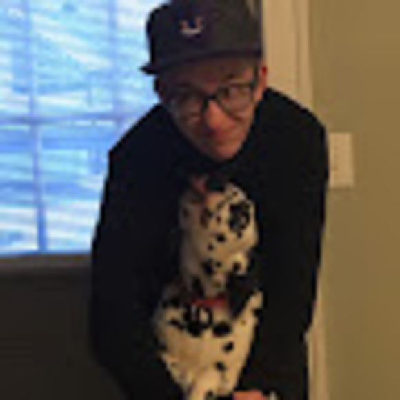 Meet your Posher, Oakley - Picture 1 of 1